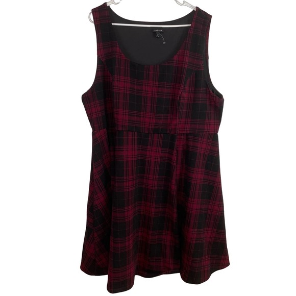 Plaid Textured Skater Dress - Picture 1 of 4